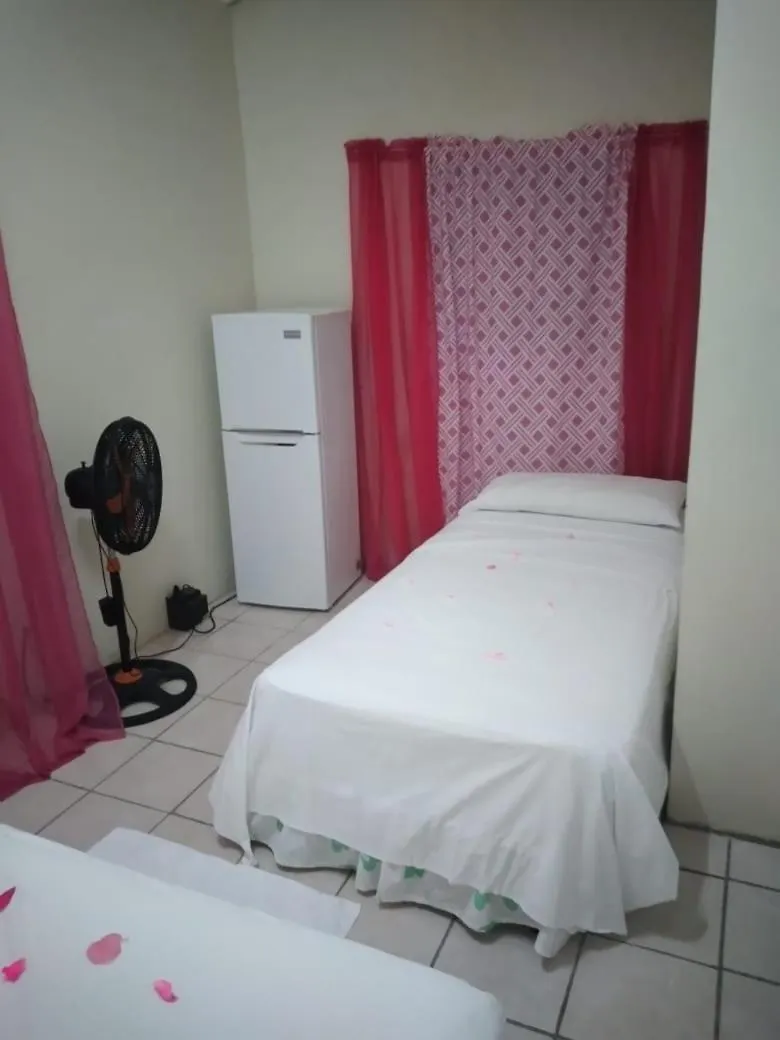 Hilltop View Guesthouse Castries Sainte-Lucie