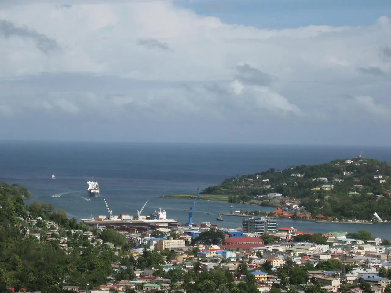 Hilltop View Guesthouse Castries Maison d'hôtes